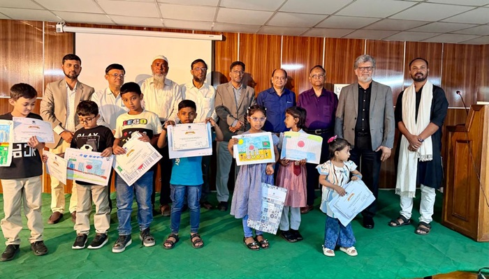 চট্টগ্রাম মেডিকেল বিশ্ববিদ্যালয়ে অমর একুশের আলোচনা সভা অনুষ্ঠিত